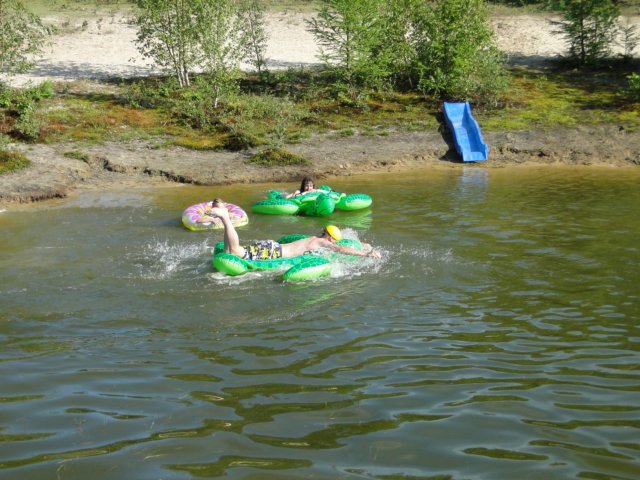 2011HWK 409.jpg